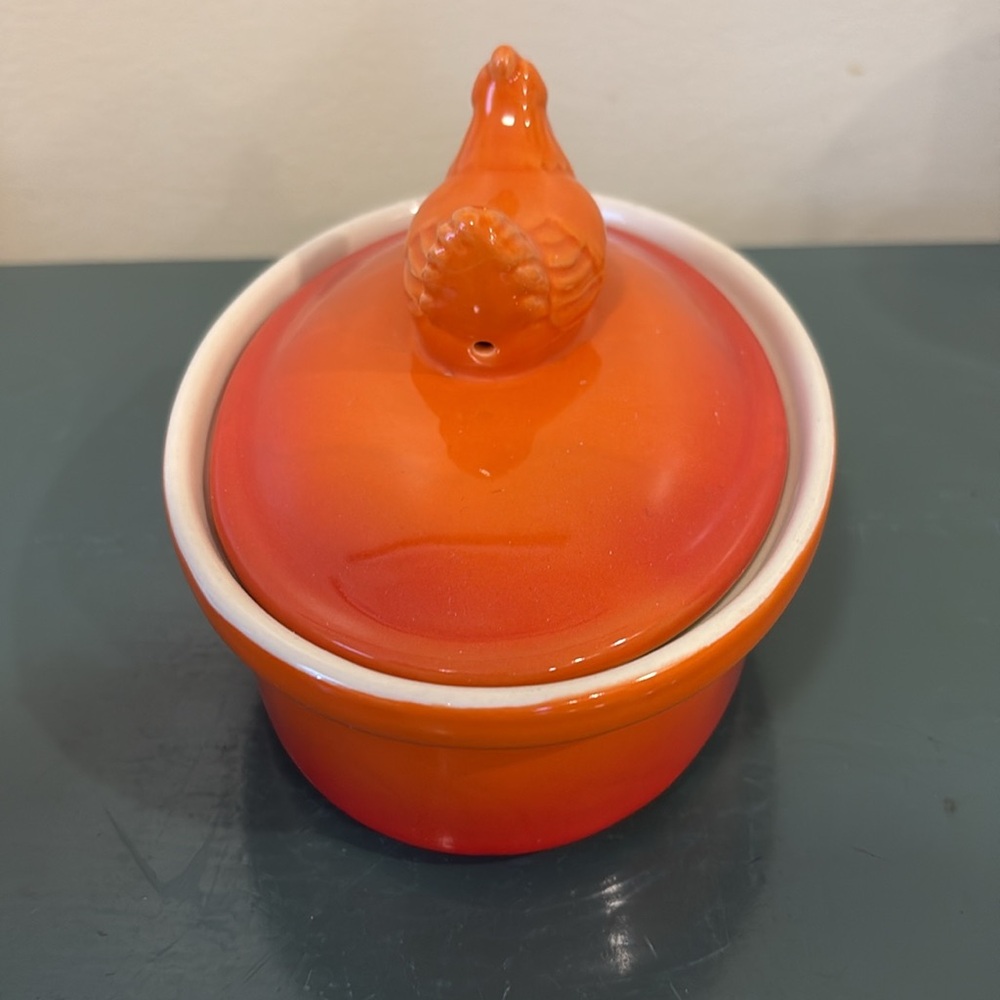 SwissPro Orange Ramekin Mini Chicken Lidded Casserole Dish. - Picture 5 of 7